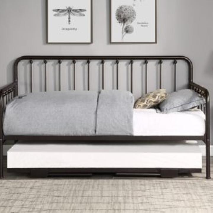 Bronze Spindleback Metal Trundle Daybed