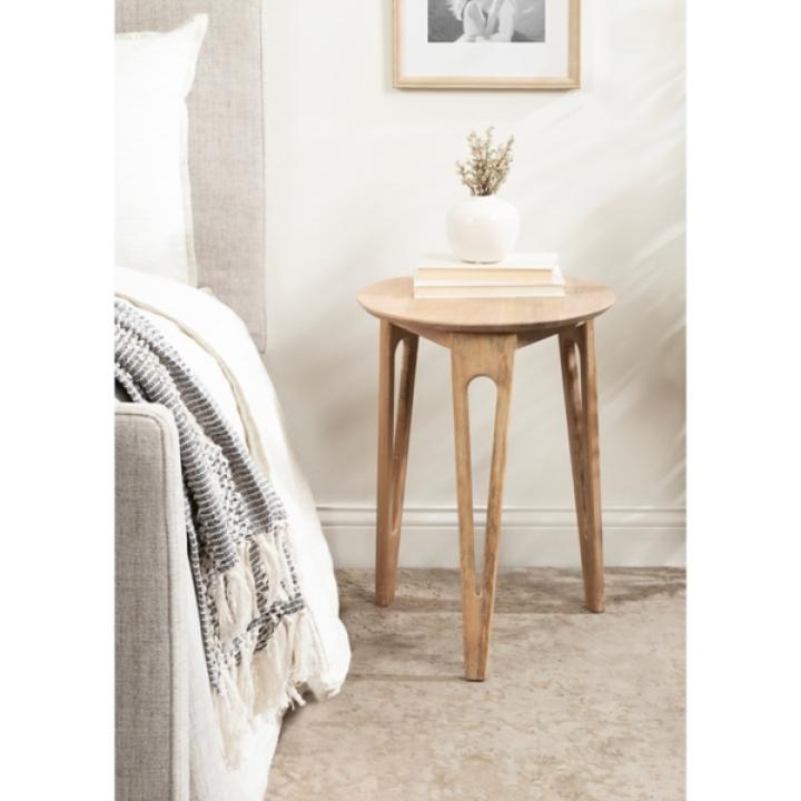 Natural Mango Wood Round Kershaw Accent Table