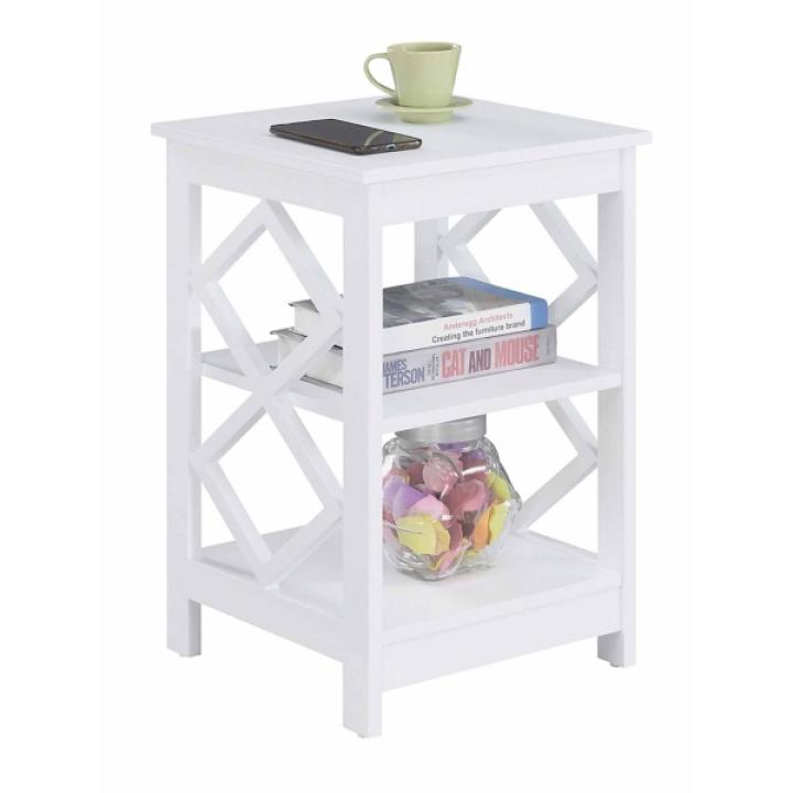White Wood Diamond 2-Tier Accent Table
