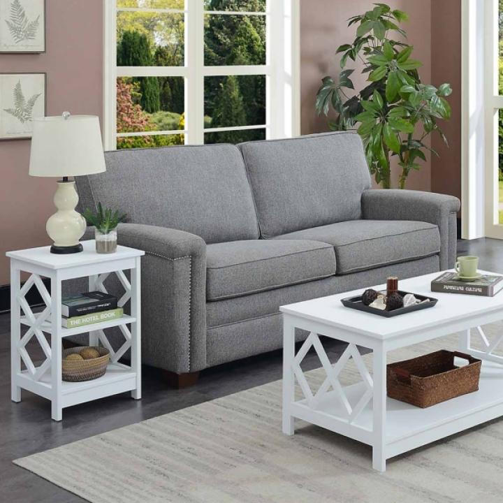 White Wood Diamond 2-Tier Accent Table