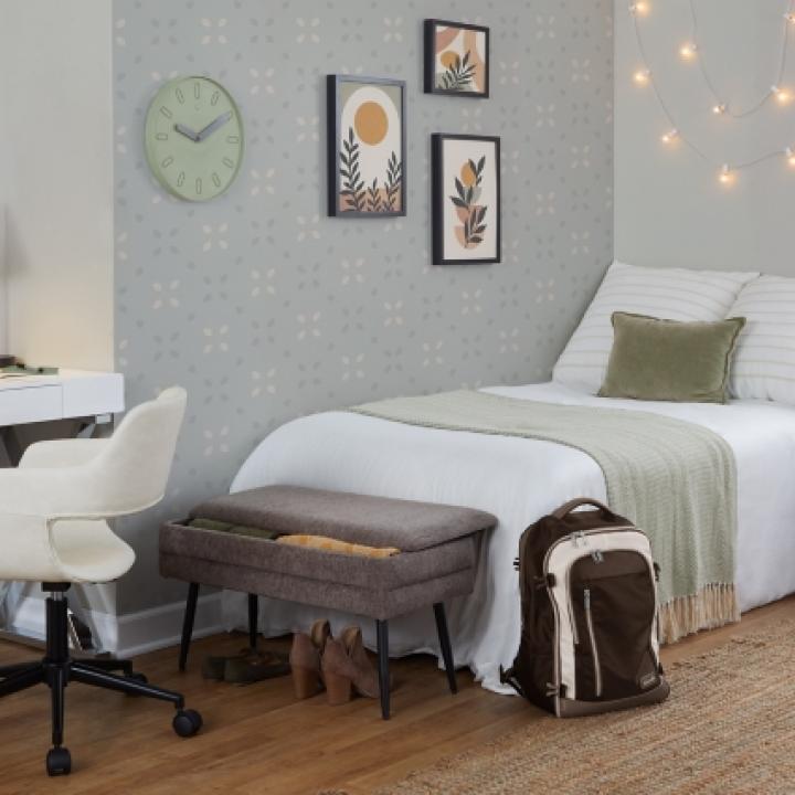 Cream Faux Leather & Black Marshall Office Chair