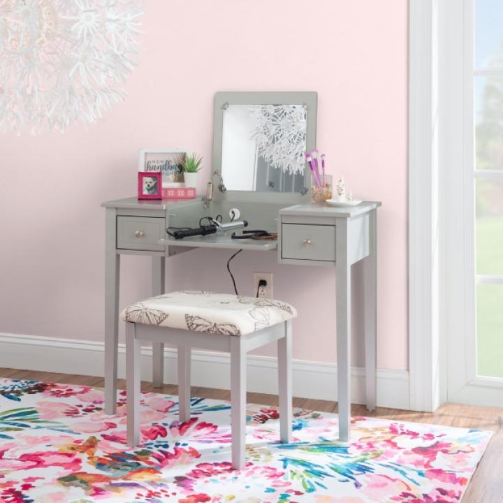 Silver Virginia Butterfly 2-pc. Vanity Set