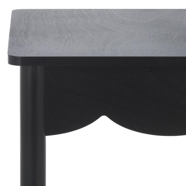 Black Scalloped Cottage Kalina Accent Table