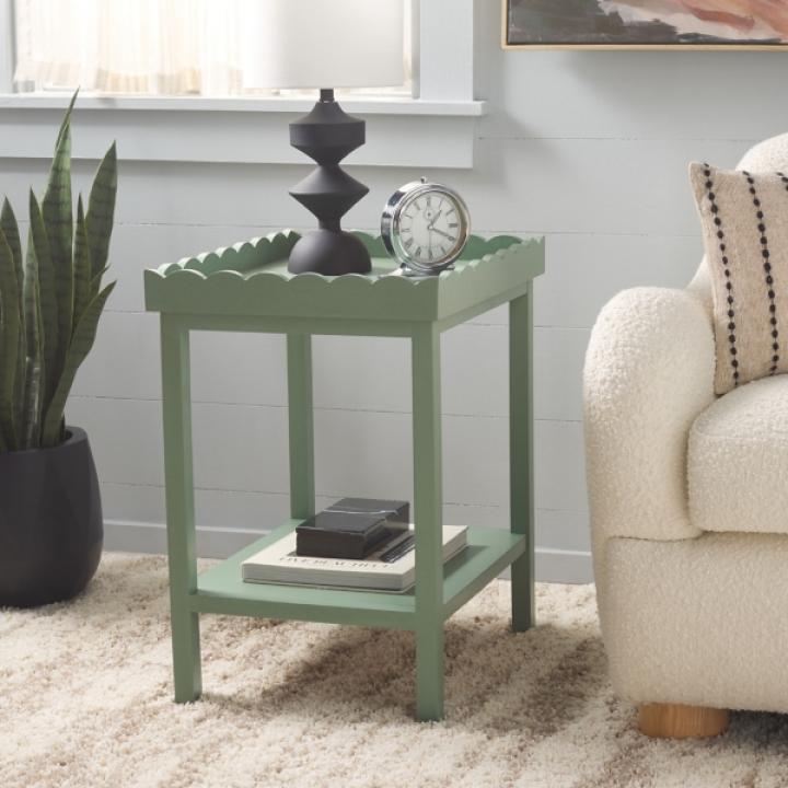 Green Scalloped Edge Cottage Lilly Accent Table